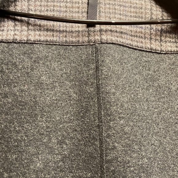 Harris Wharf London Overcoat - Picture 9 of 9